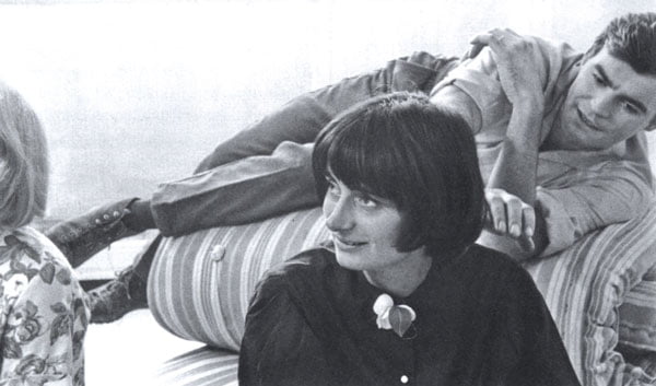 Agnès Varda op de set van Le bonheur