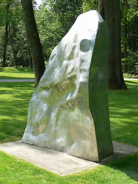 Sculpture Blob and bone (2002) by Adam Colton